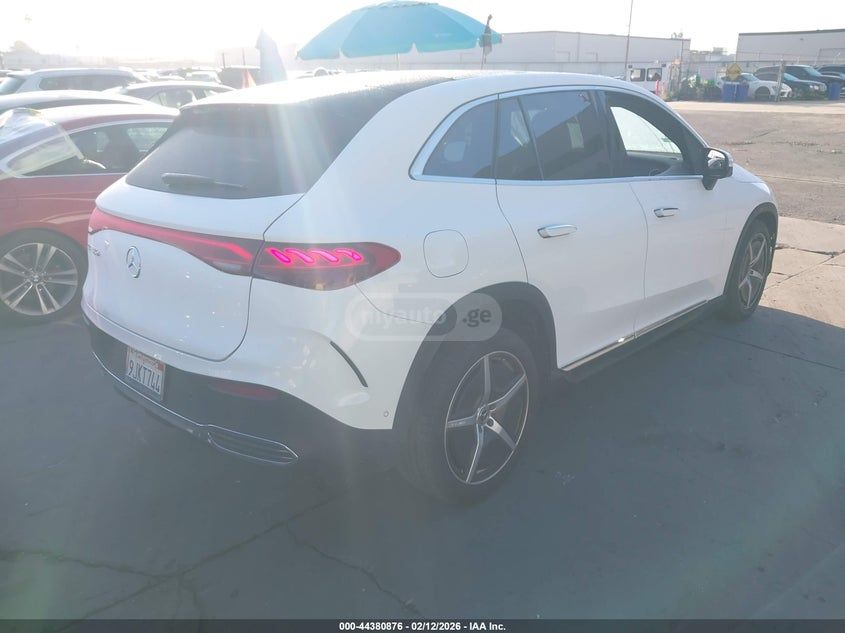 Mercedes-Benz EQE 350 2023 — миниатюра 4