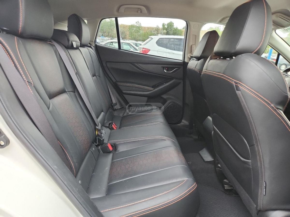 Subaru Limited 4dr All-Wheel Drive CV — миниатюра 7