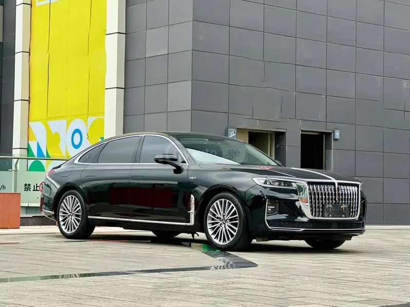 Hongqi H9 - фото 3
