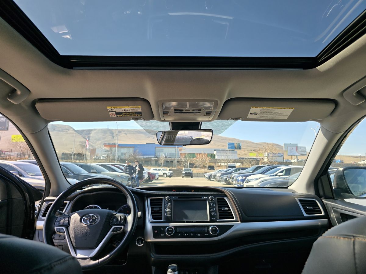 Toyota Highlander - фото 12