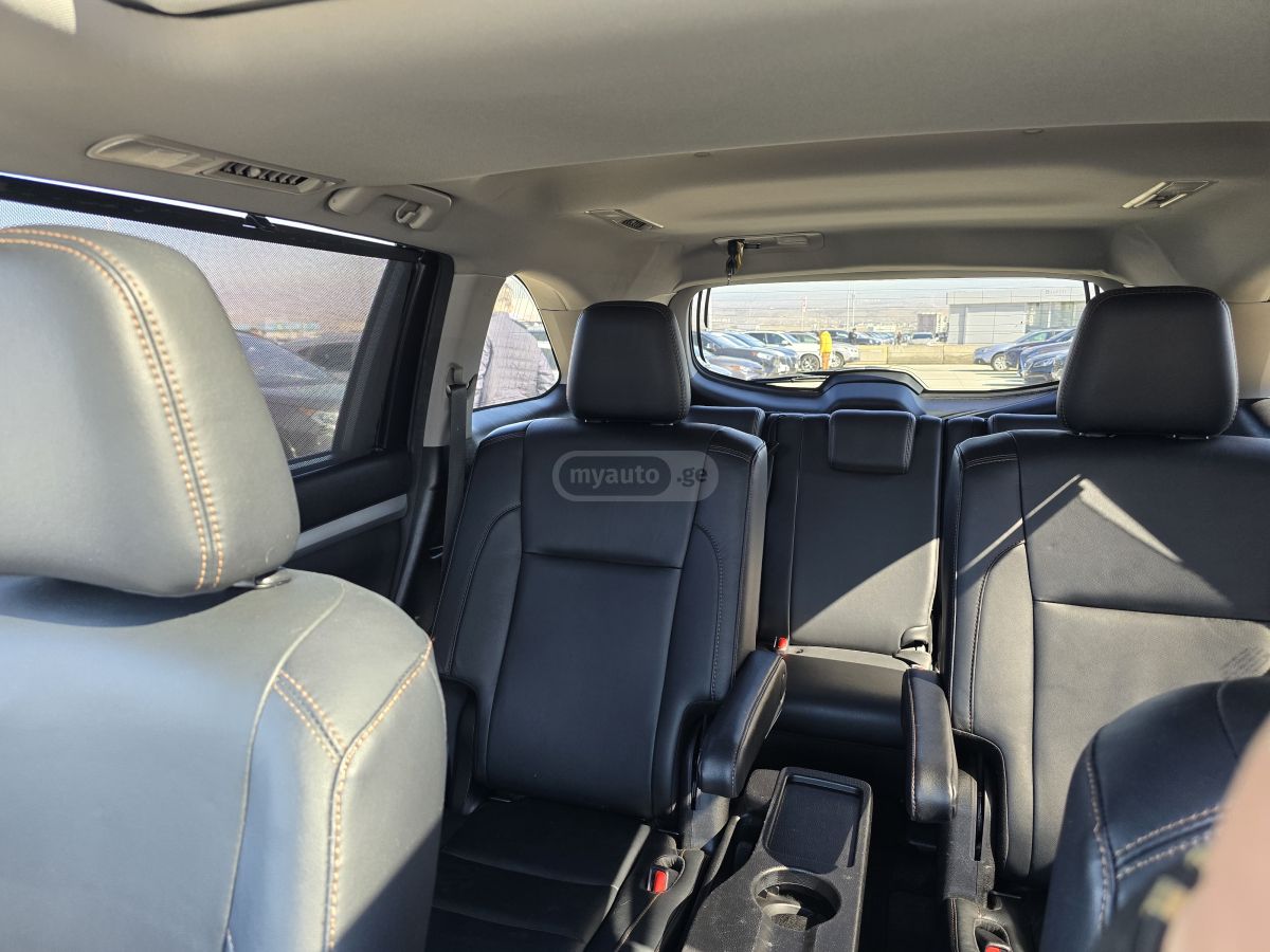 Toyota Highlander - фото 13