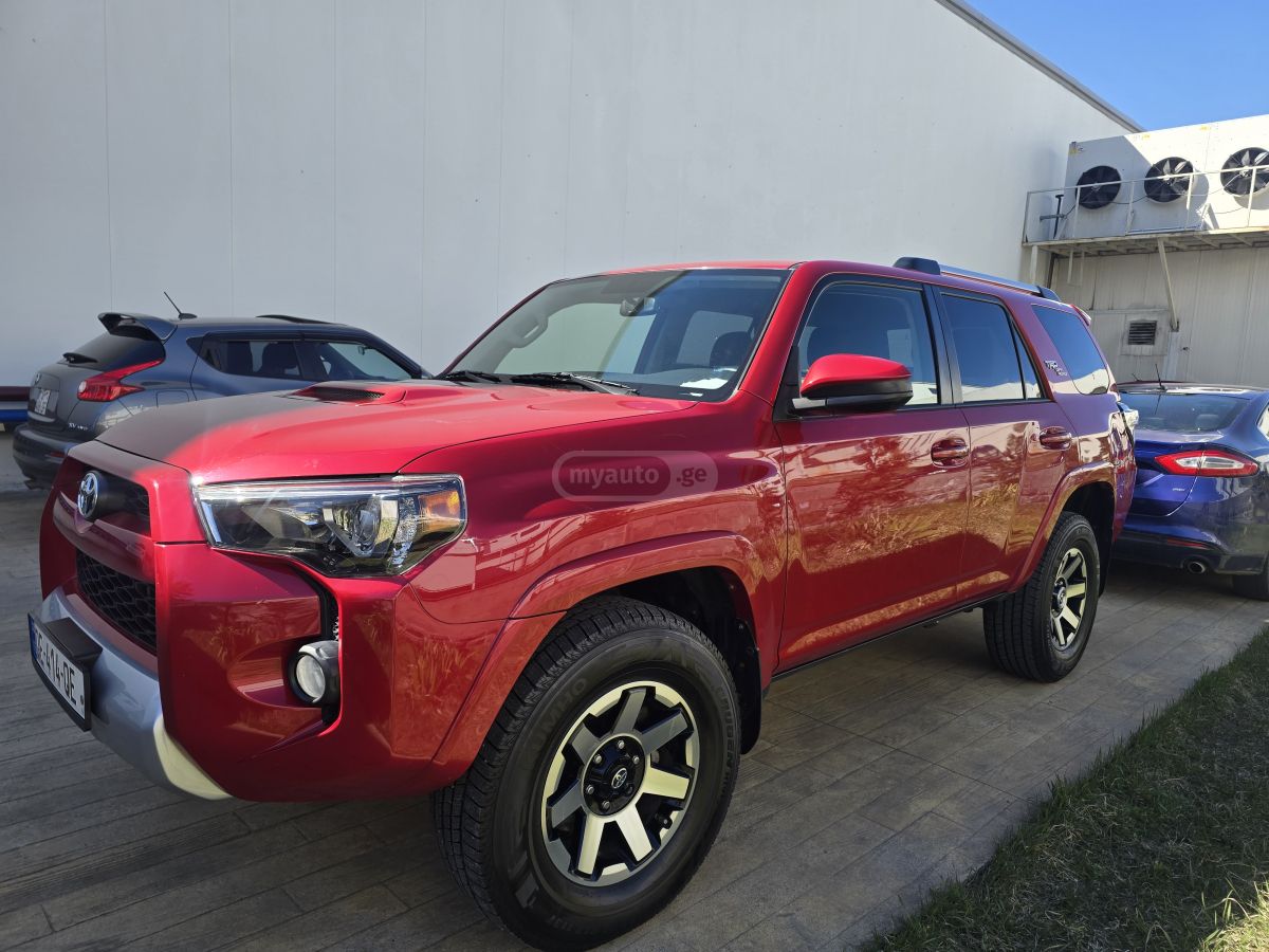Toyota 4 Runner - фото 1