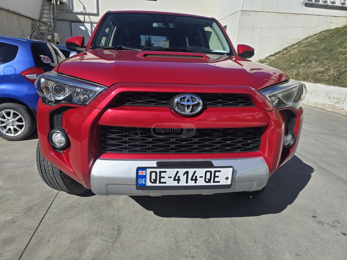 Toyota 4 Runner - фото 3