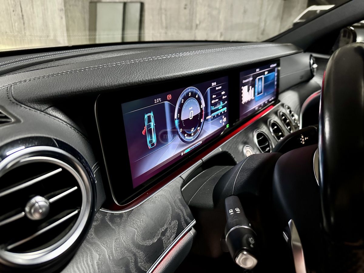 Mercedes-Benz E 220 - фото 7