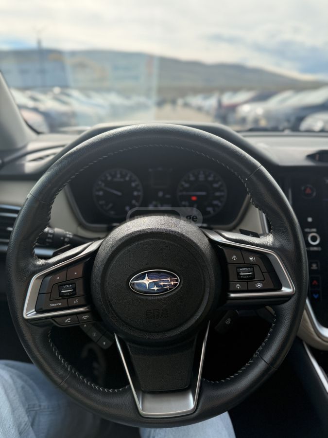 Subaru Limited XT 4dr All-Wheel Drive — миниатюра 11