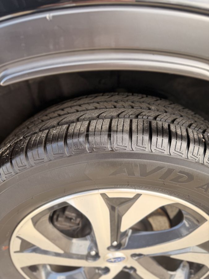 Subaru Limited XT 4dr All-Wheel Drive — миниатюра 8