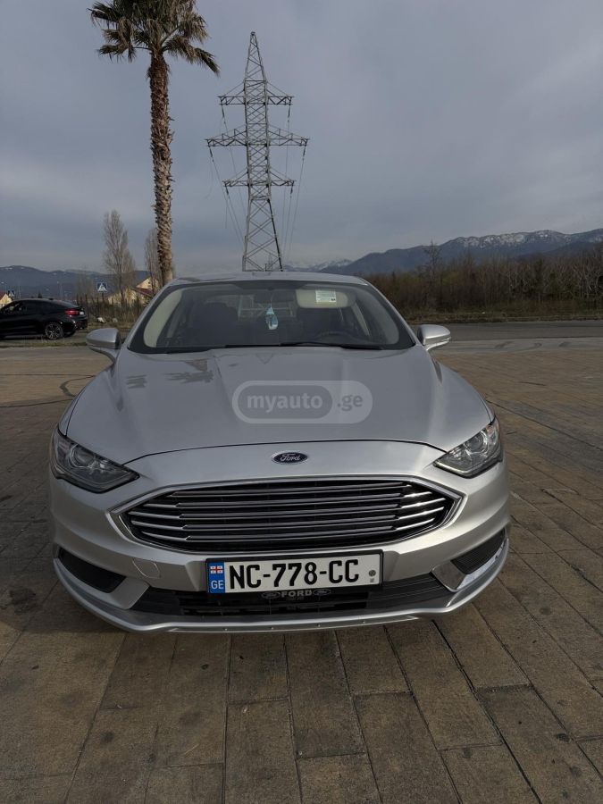 Ford Fusion - фото 2