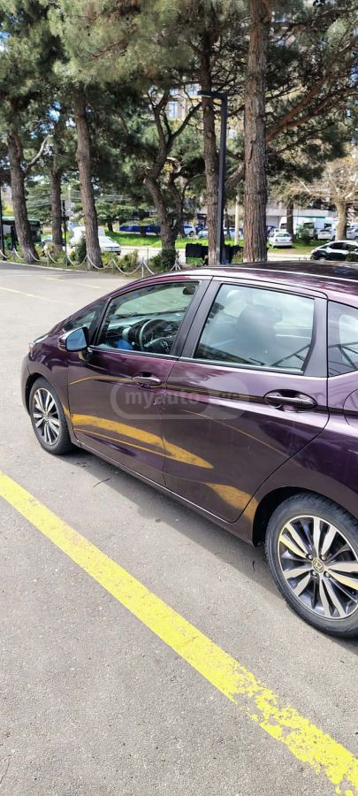 Honda Fit - фото 2