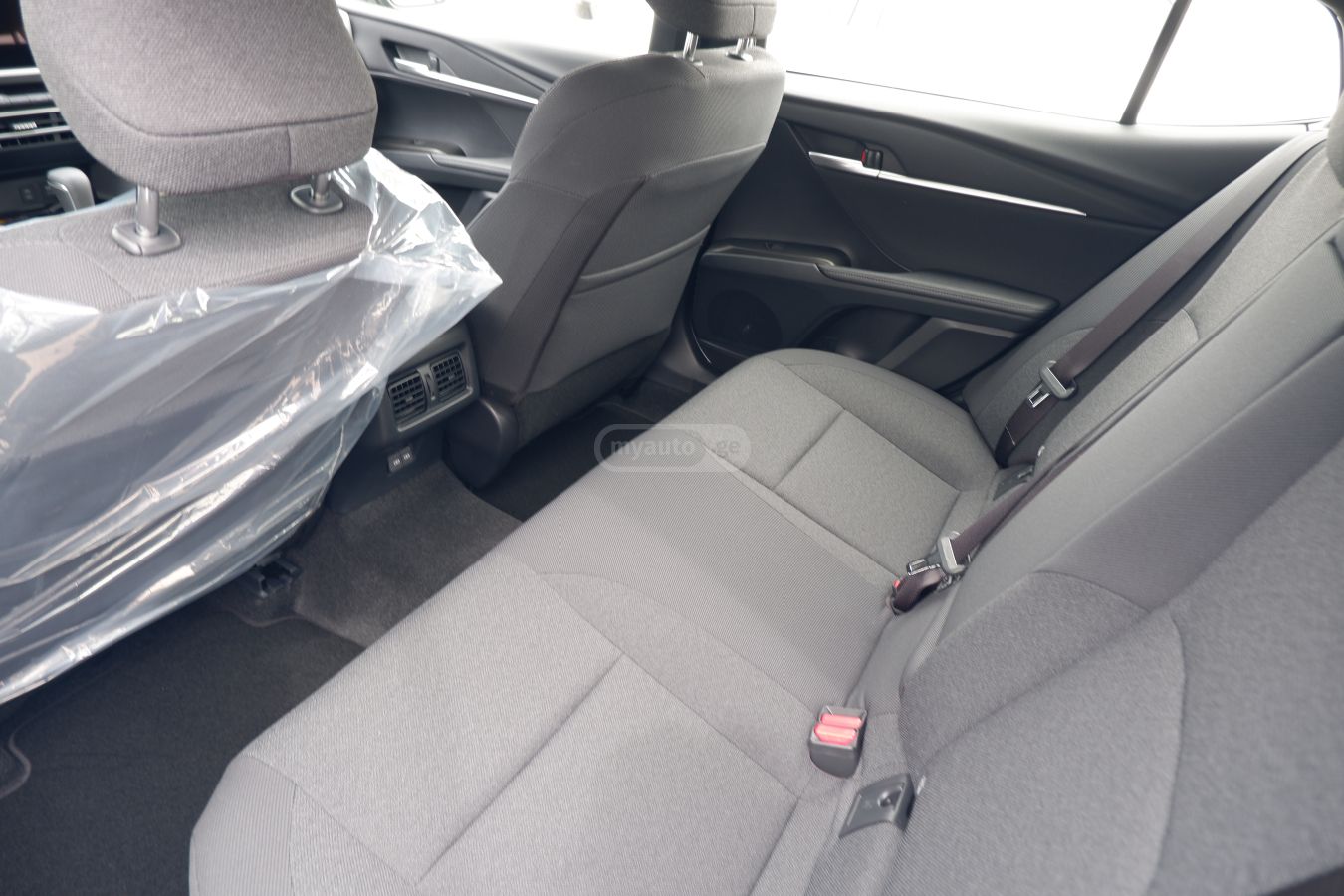 Toyota Camry - фото 12