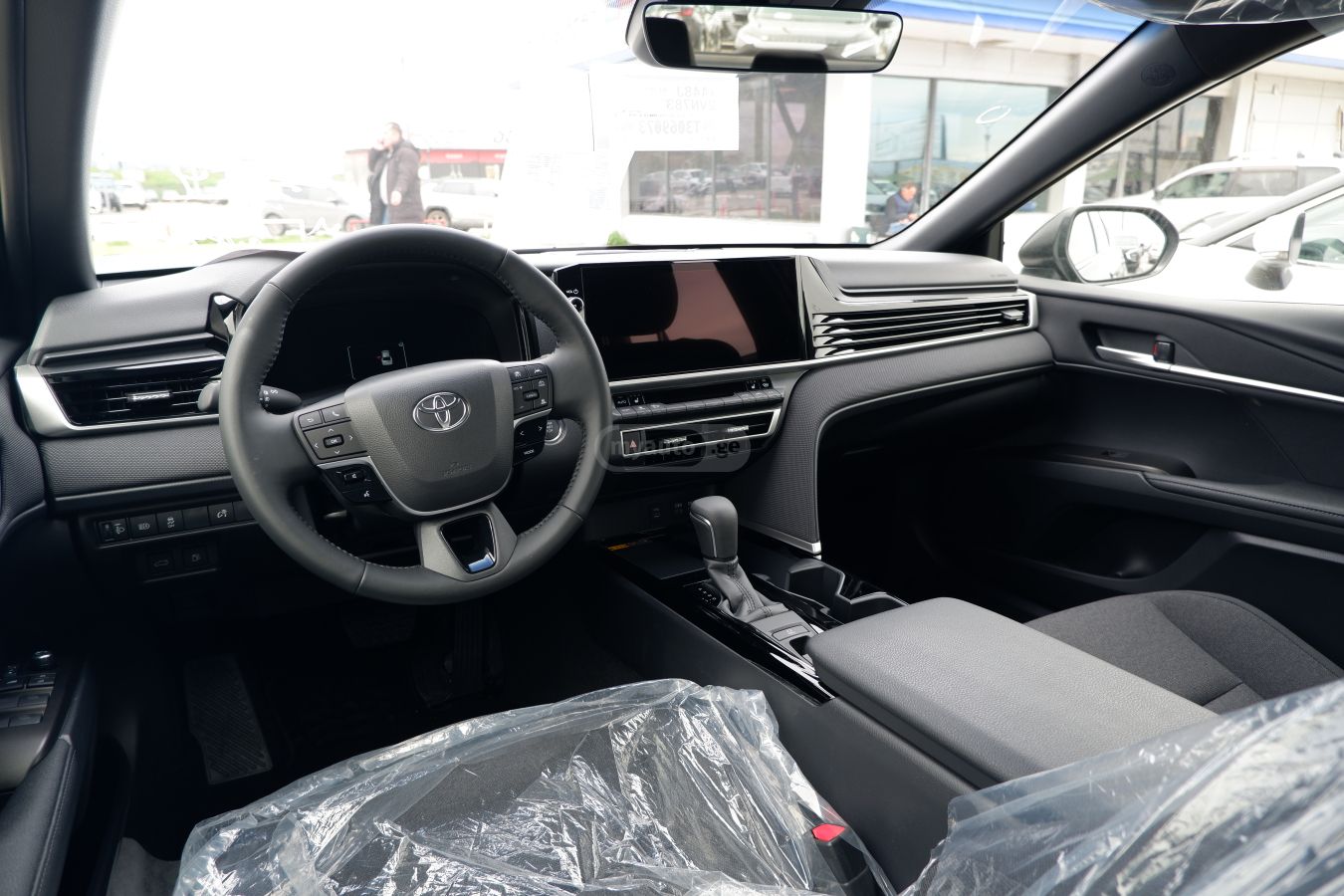 Toyota Camry - фото 13