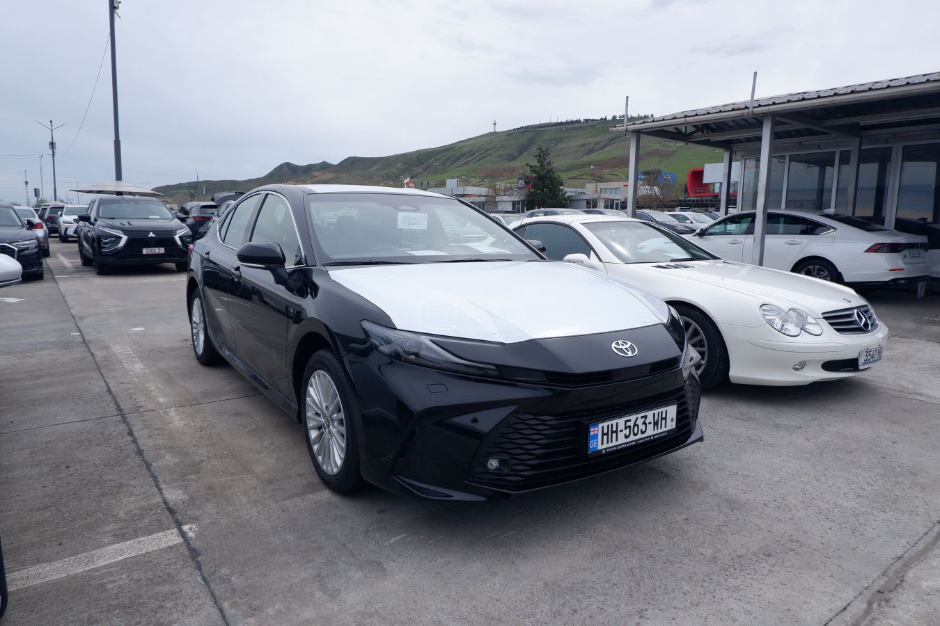 Toyota Camry - фото 3