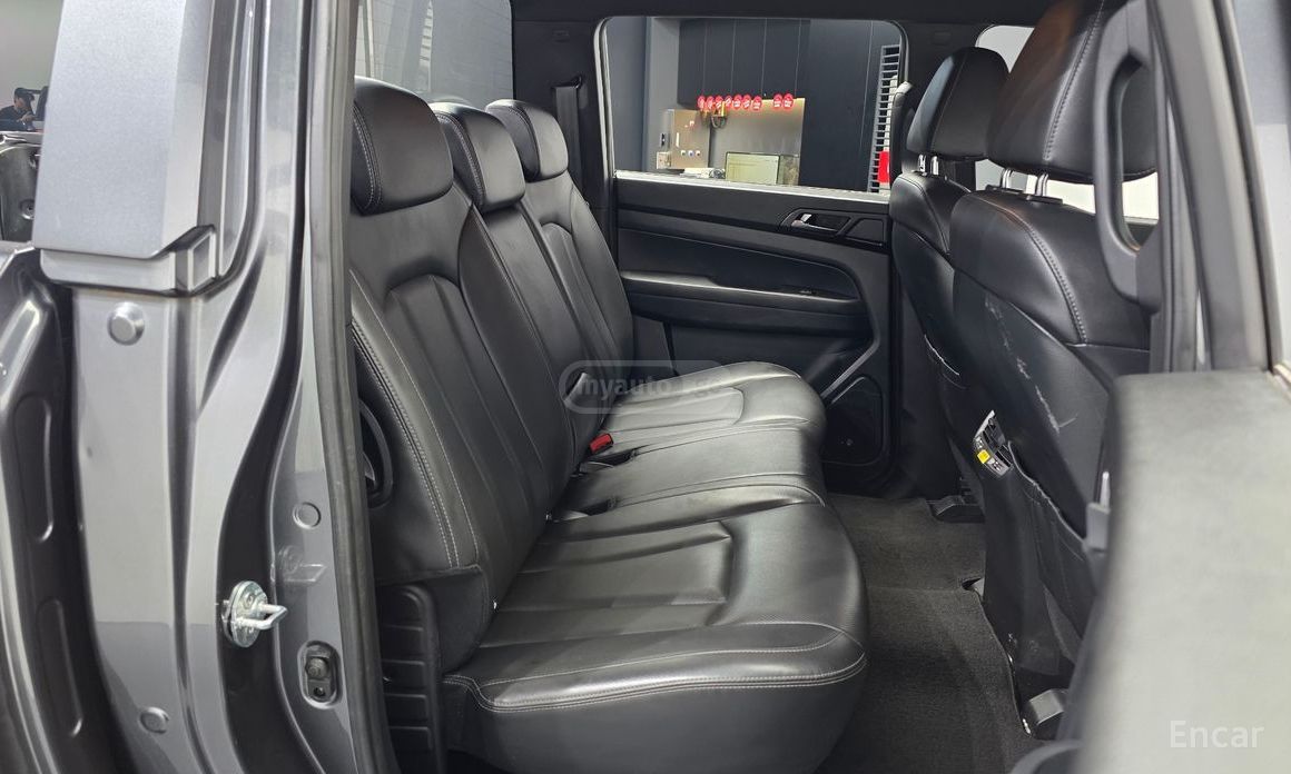 Ssangyong Rexton - фото 11