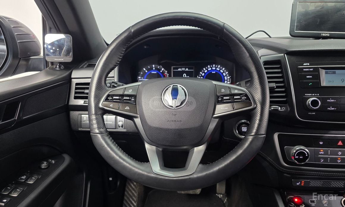 Ssangyong Rexton - фото 12