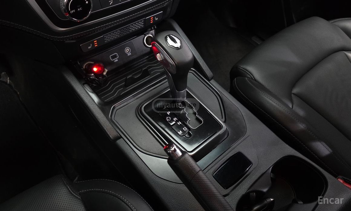 Ssangyong Rexton - фото 8