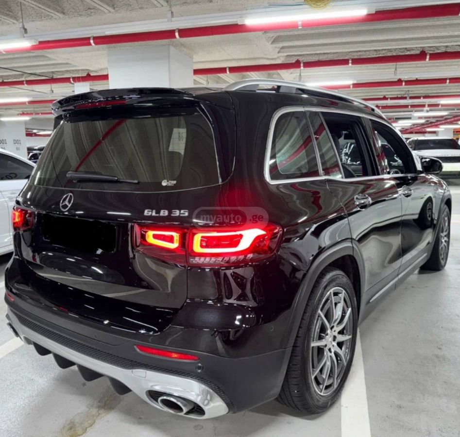 Mercedes-Benz GLB 35 AMG Base AMG GLB 35 4dr All-Wheel 2021 — миниатюра 14