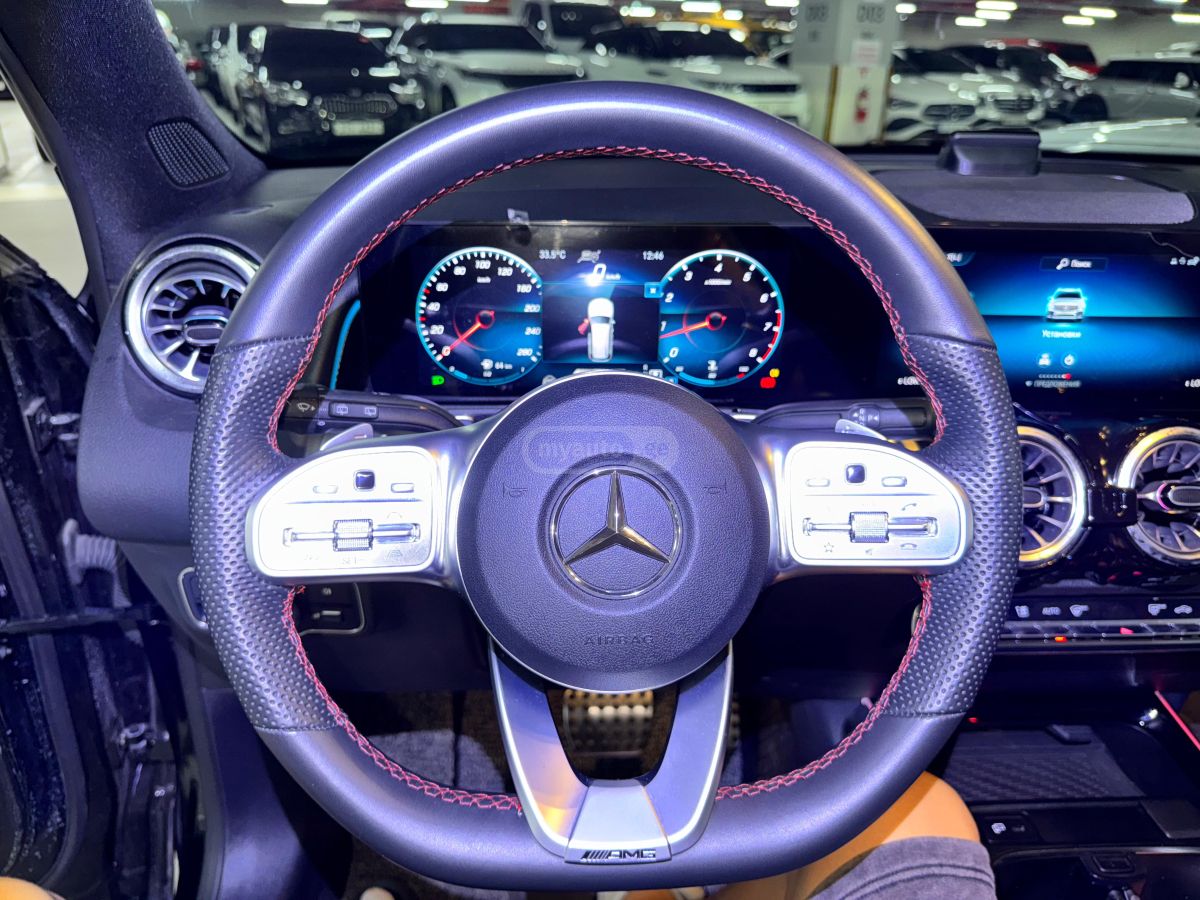 Mercedes-Benz GLB 35 AMG Base AMG GLB 35 4dr All-Wheel 2021 — миниатюра 9