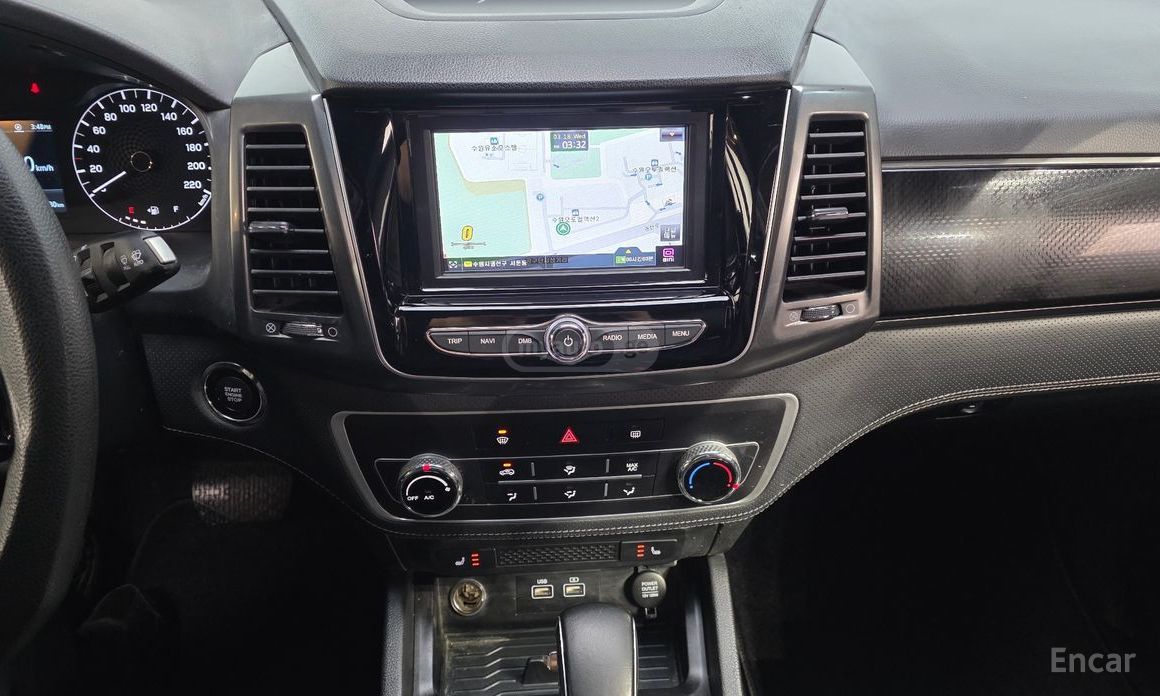 Ssangyong Rexton - фото 10