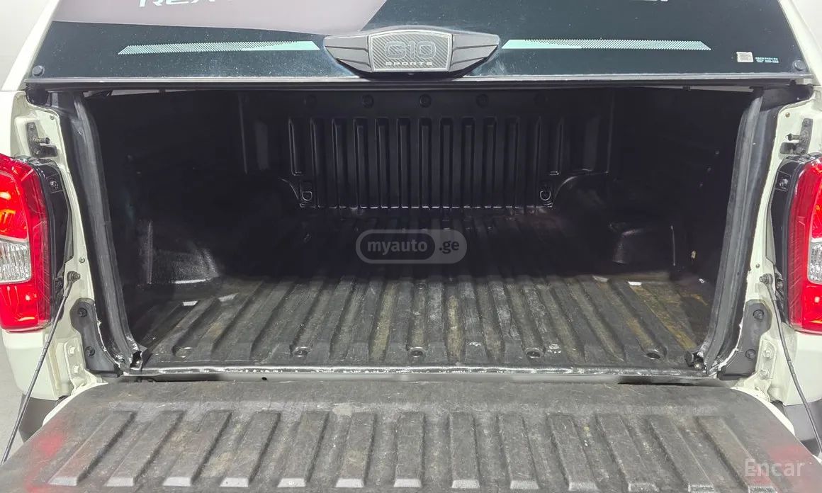 Ssangyong Rexton - фото 11