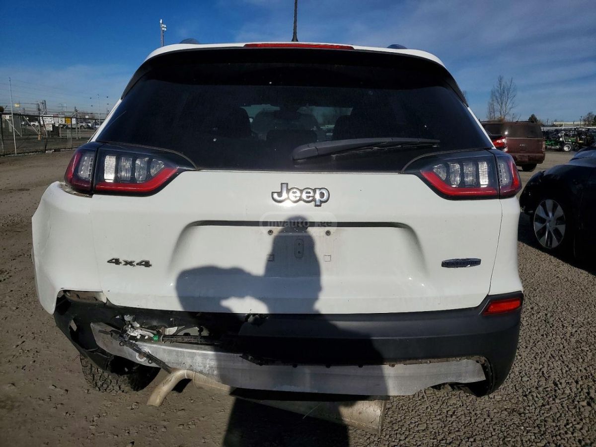 Jeep Cherokee - фото 6