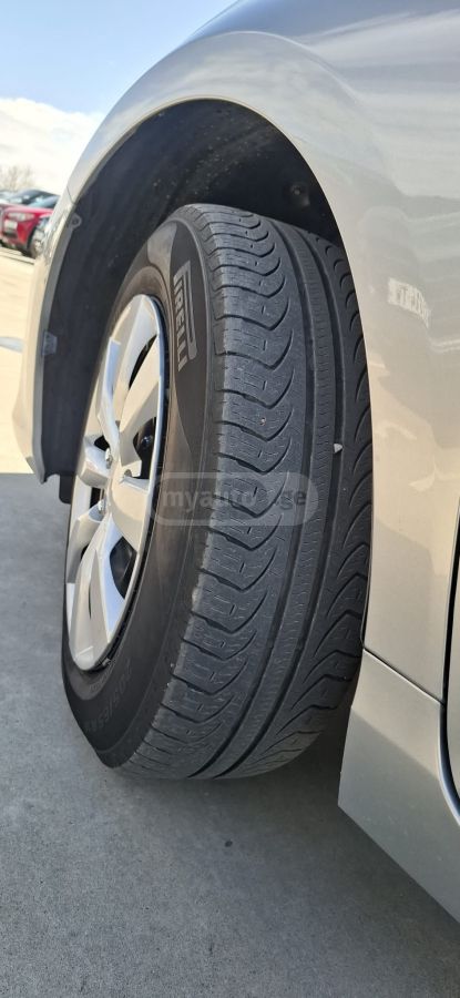 Toyota Camry - фото 7