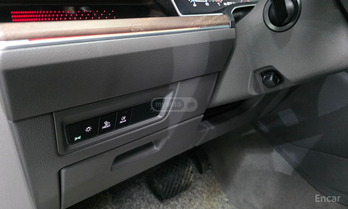 Volkswagen Touareg - фото 14