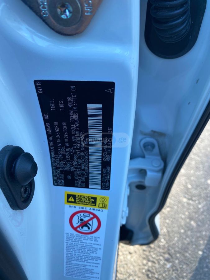 Toyota Highlander - фото 12