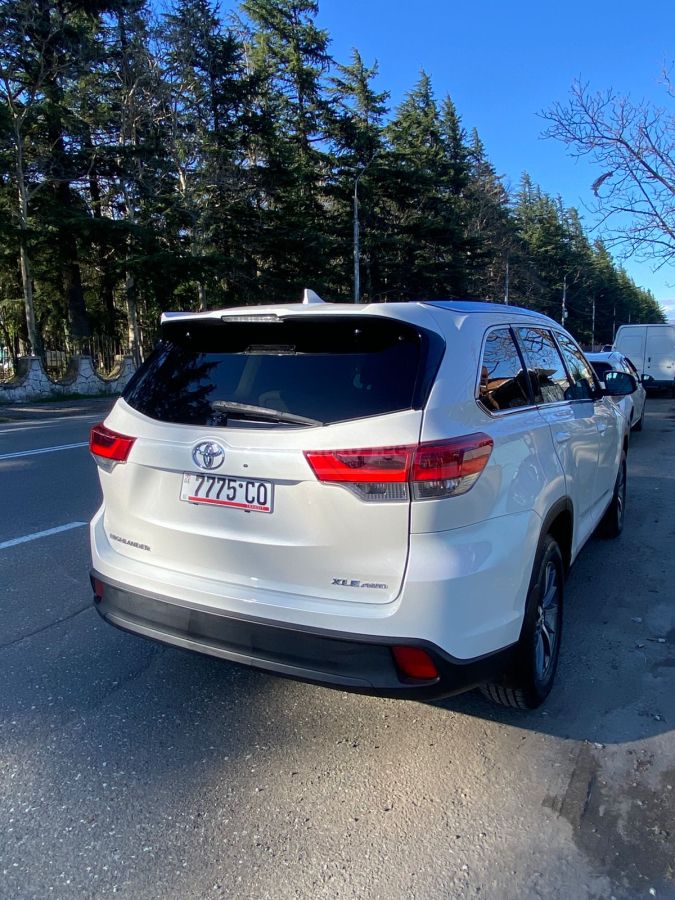 Toyota Highlander - фото 5
