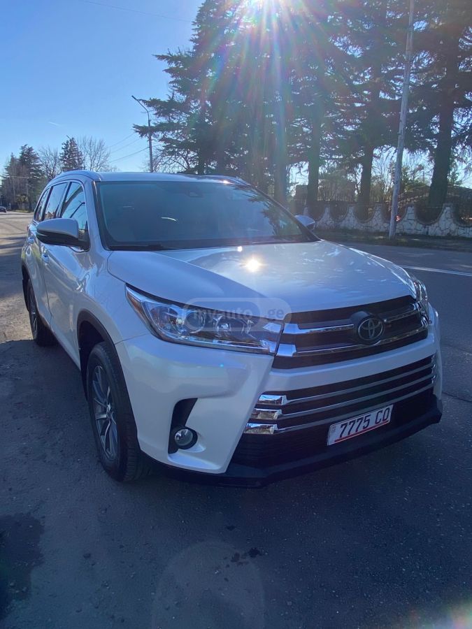Toyota Highlander - фото 6