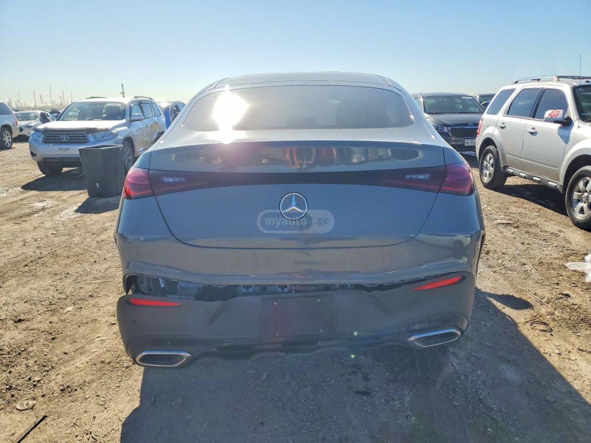 Mercedes-Benz GLC 300 Coupe - фото 6