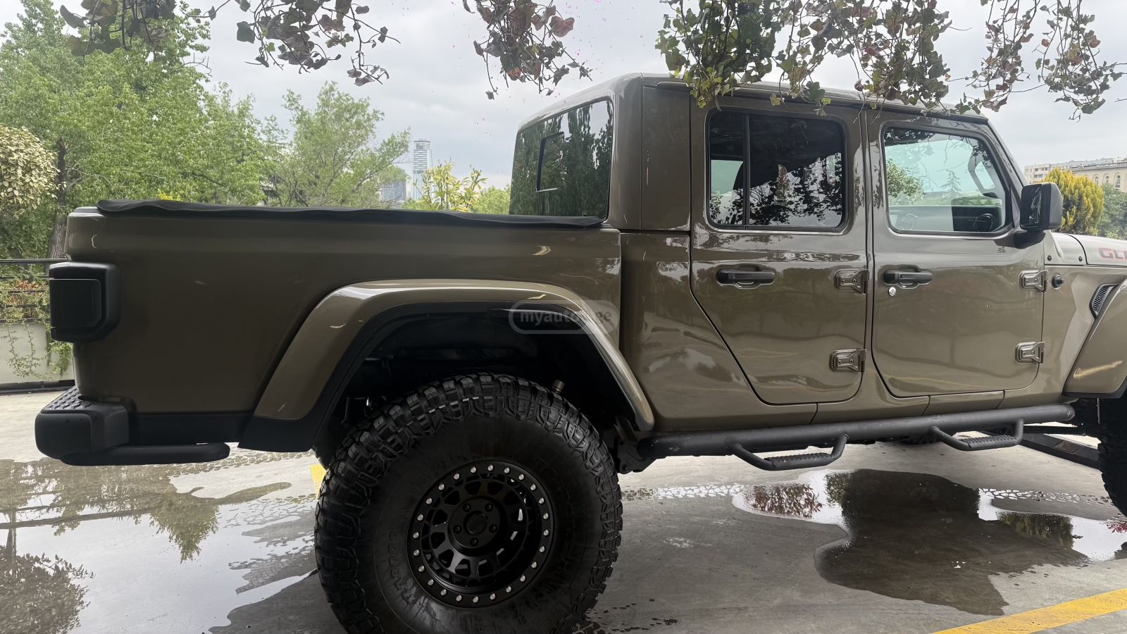 Jeep Gladiator - фото 4