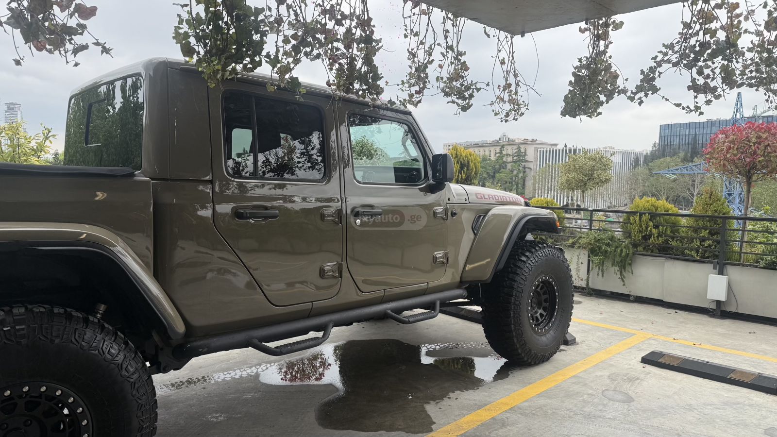 Jeep Gladiator - фото 5