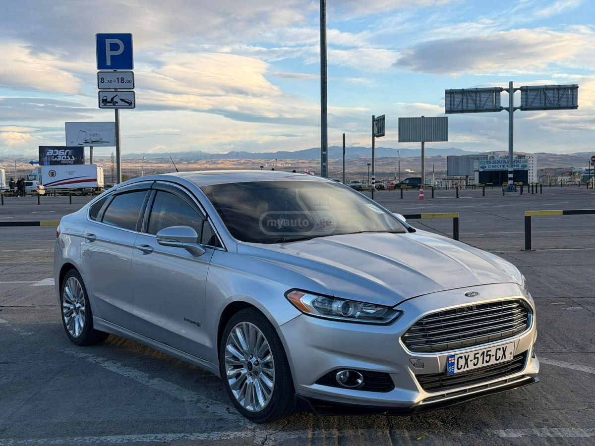 Ford Fusion - фото 2