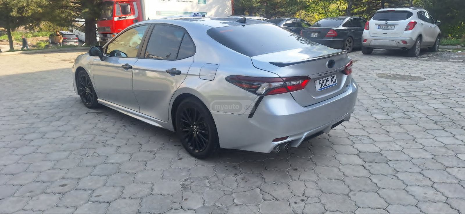 Toyota Camry - фото 8