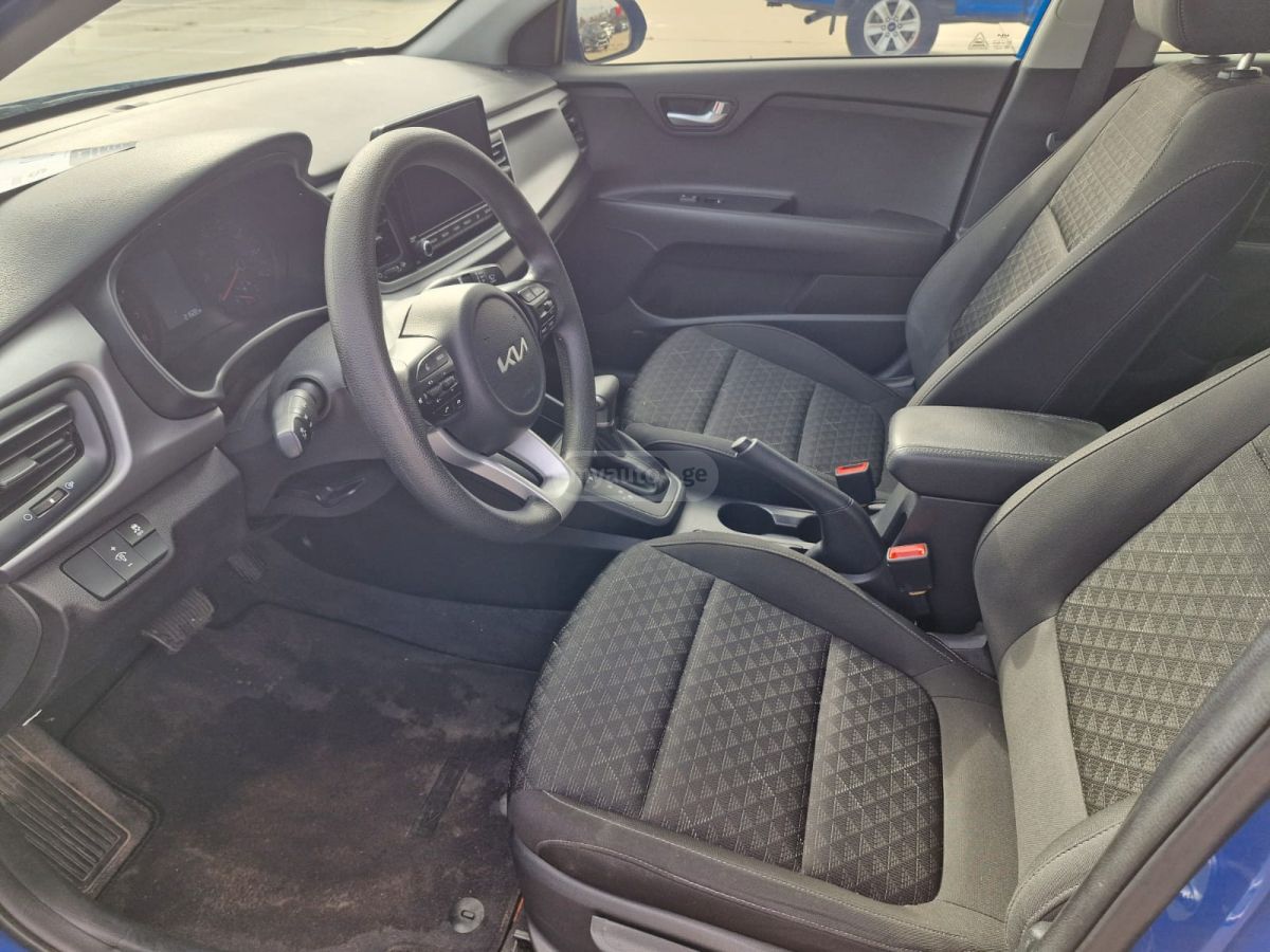 Kia Rio 2023 — миниатюра 3