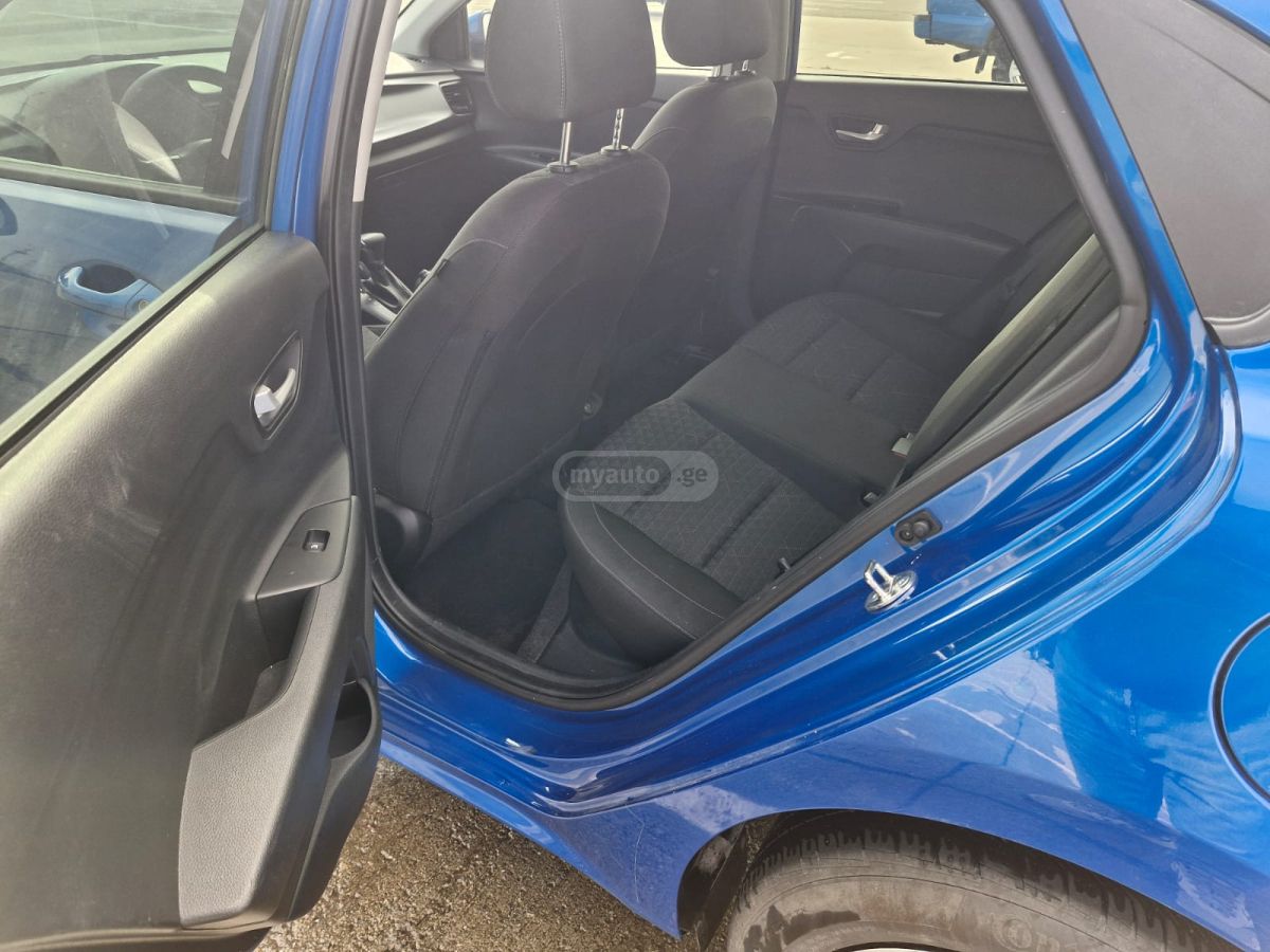 Kia Rio 2023 — миниатюра 8