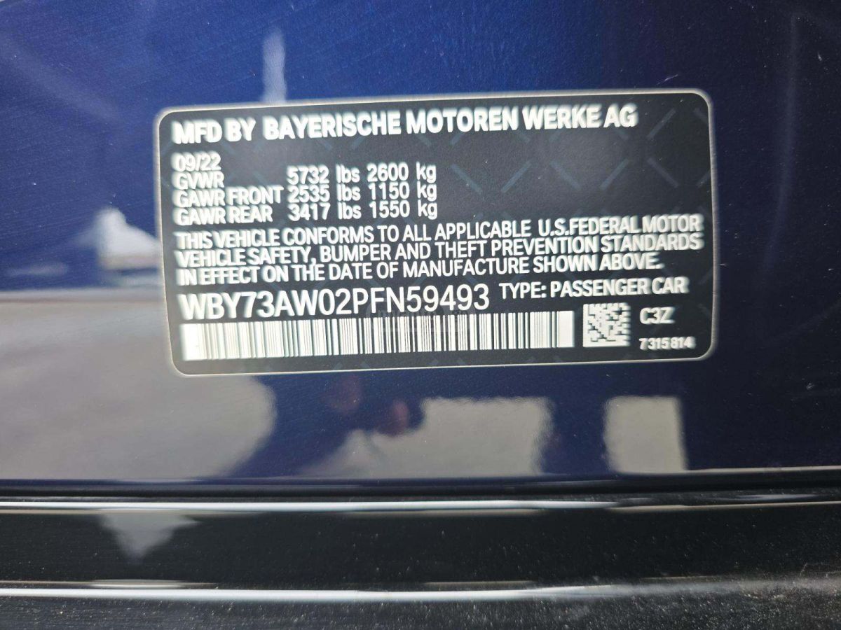 BMW i4 - фото 14