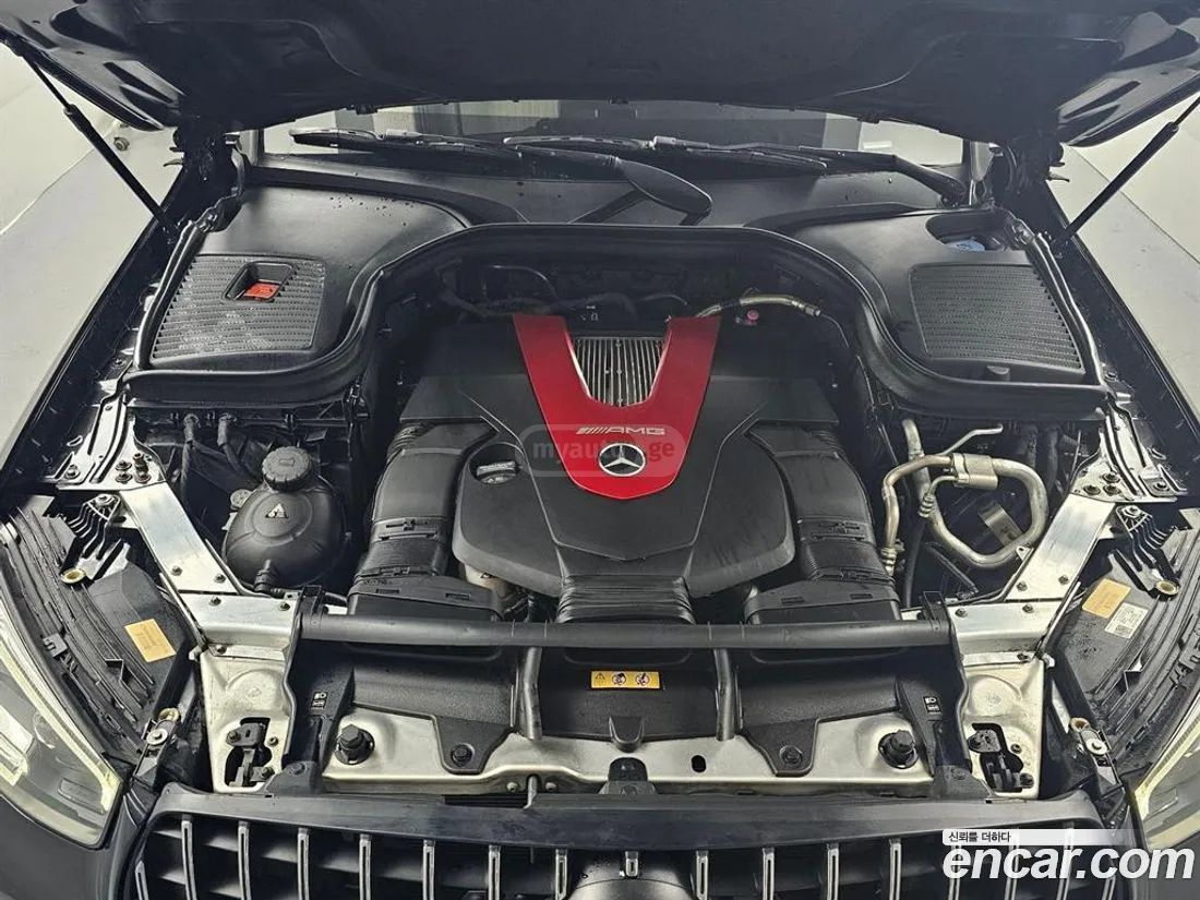 Mercedes-Benz GLC 63 AMG 2021 — миниатюра 6