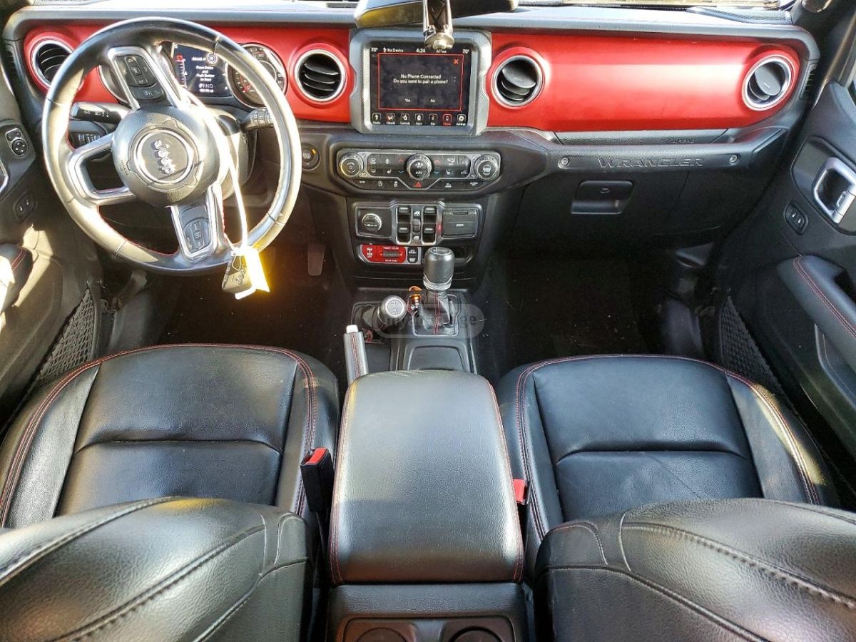 Jeep Wrangler - фото 8