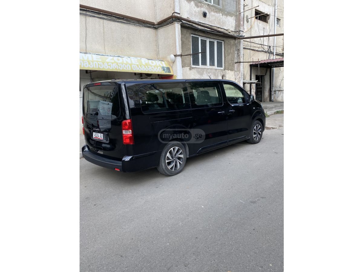 Mercedes-Benz Vito 2023 — миниатюра 1