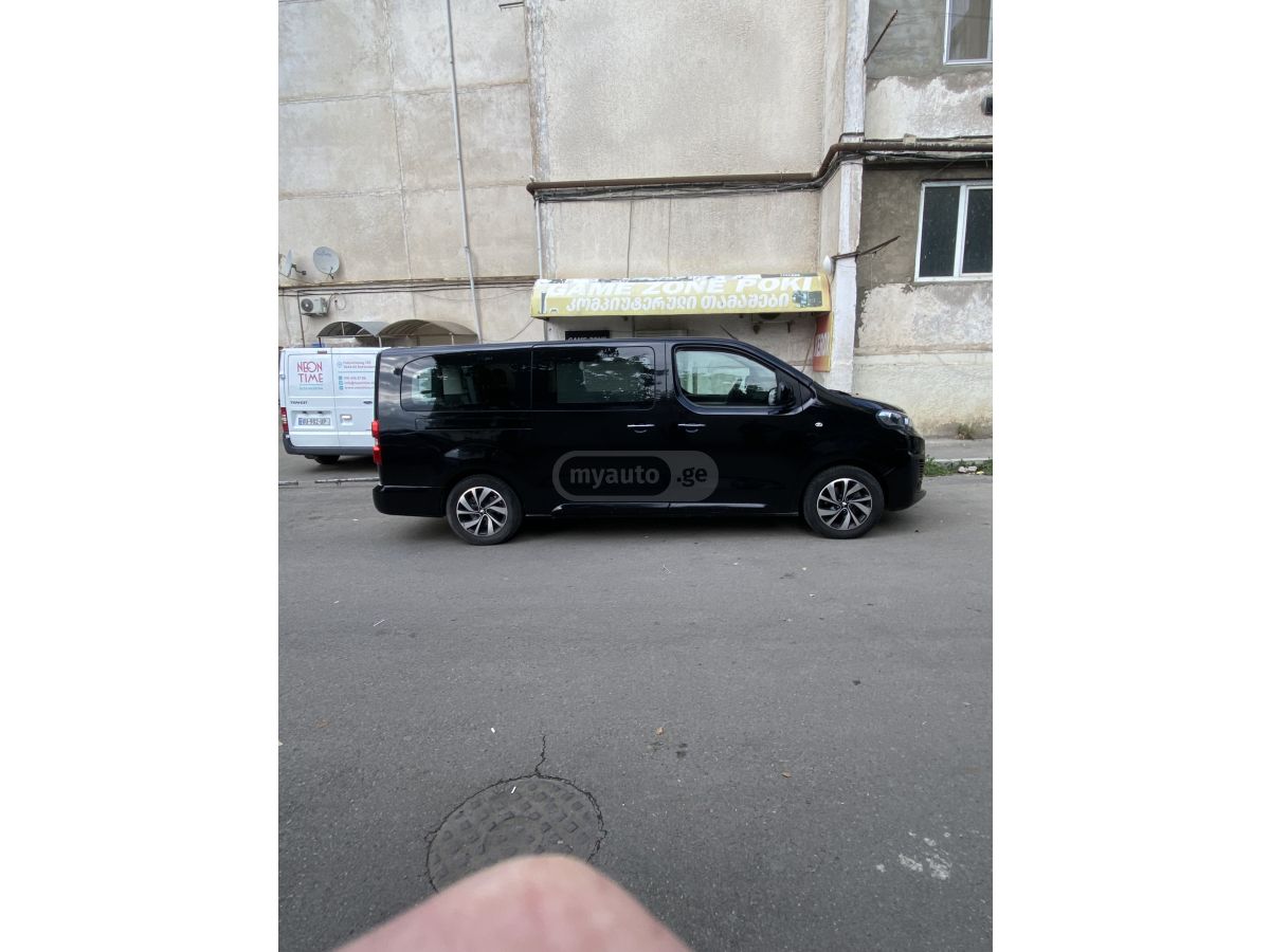 Mercedes-Benz Vito 2023 — миниатюра 2