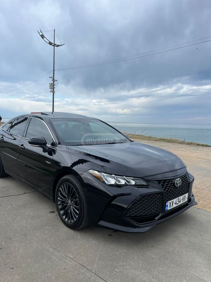 Toyota Avalon - фото 2