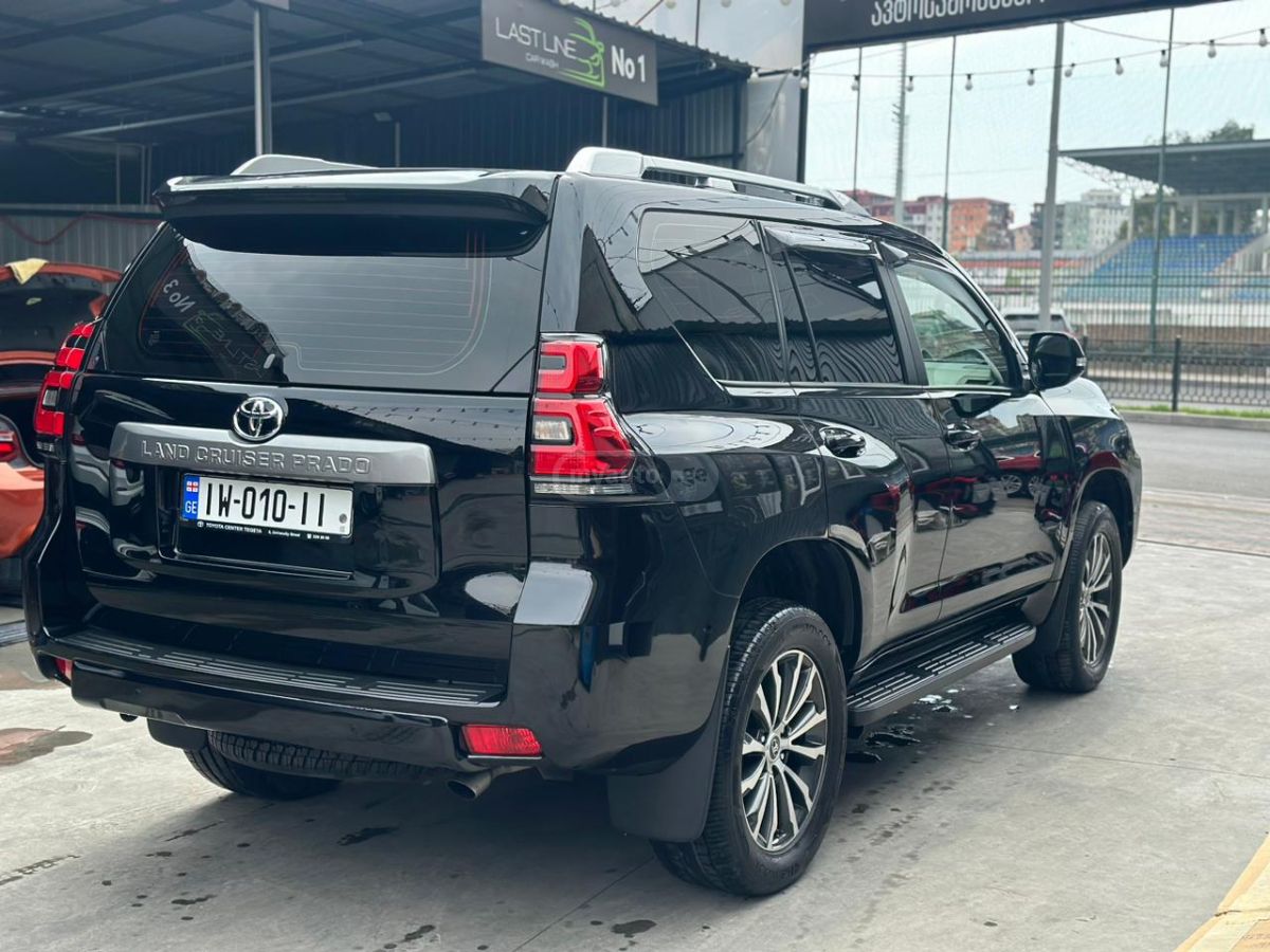 Toyota Land Cruiser Prado - фото 4