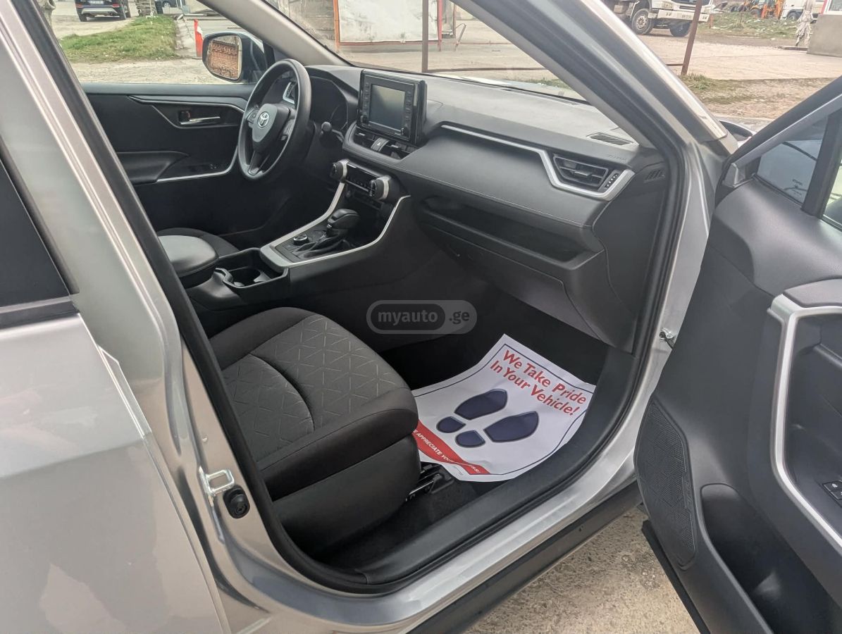 Toyota XLE 4dr All-Wheel Drive Automa — миниатюра 3