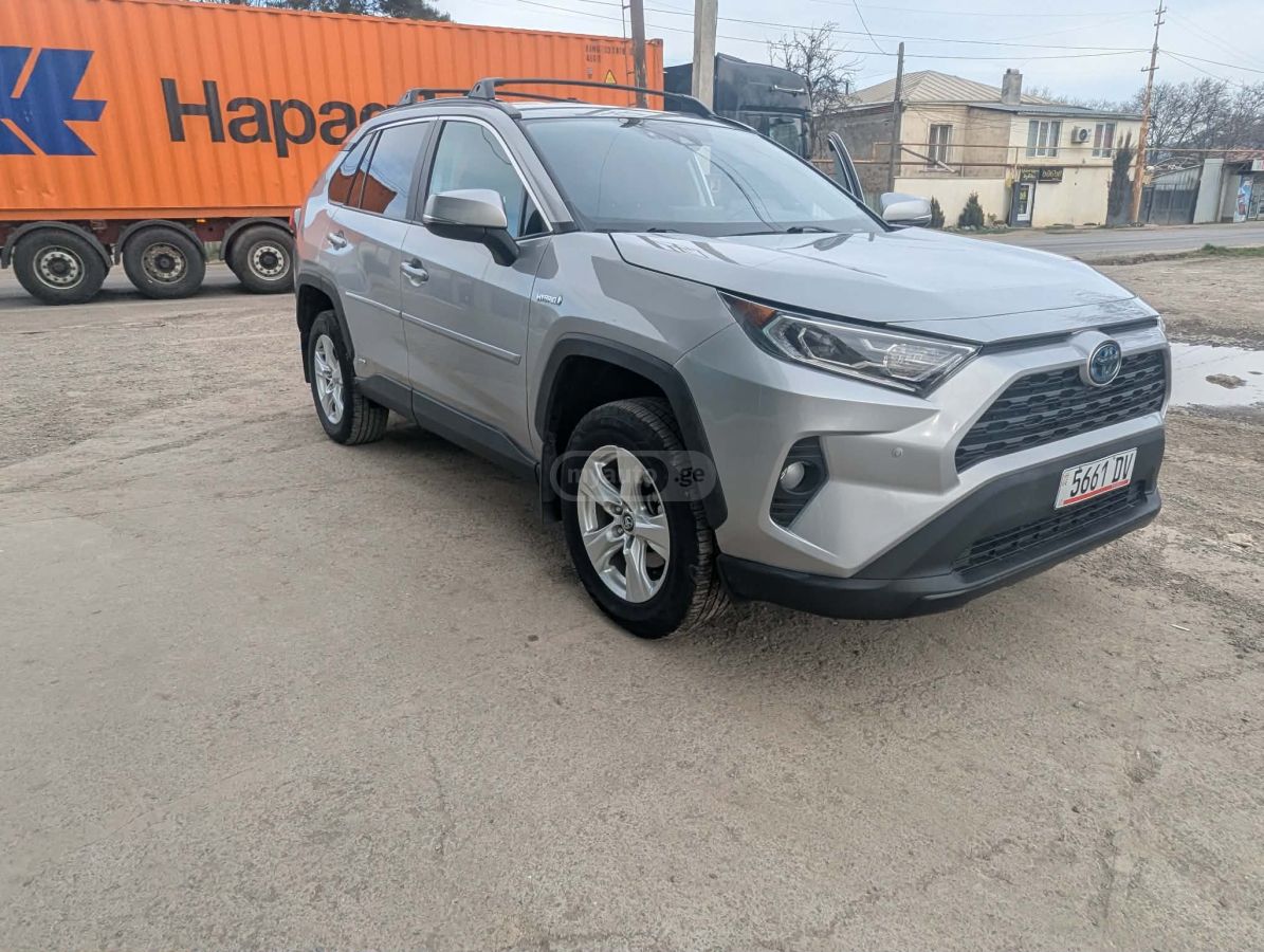 Toyota XLE 4dr All-Wheel Drive Automa — миниатюра 7