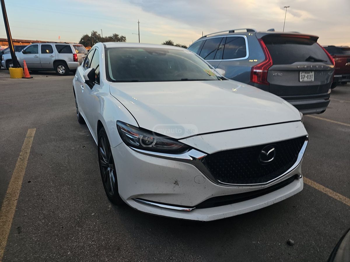 Mazda Mazda 6 - фото 1