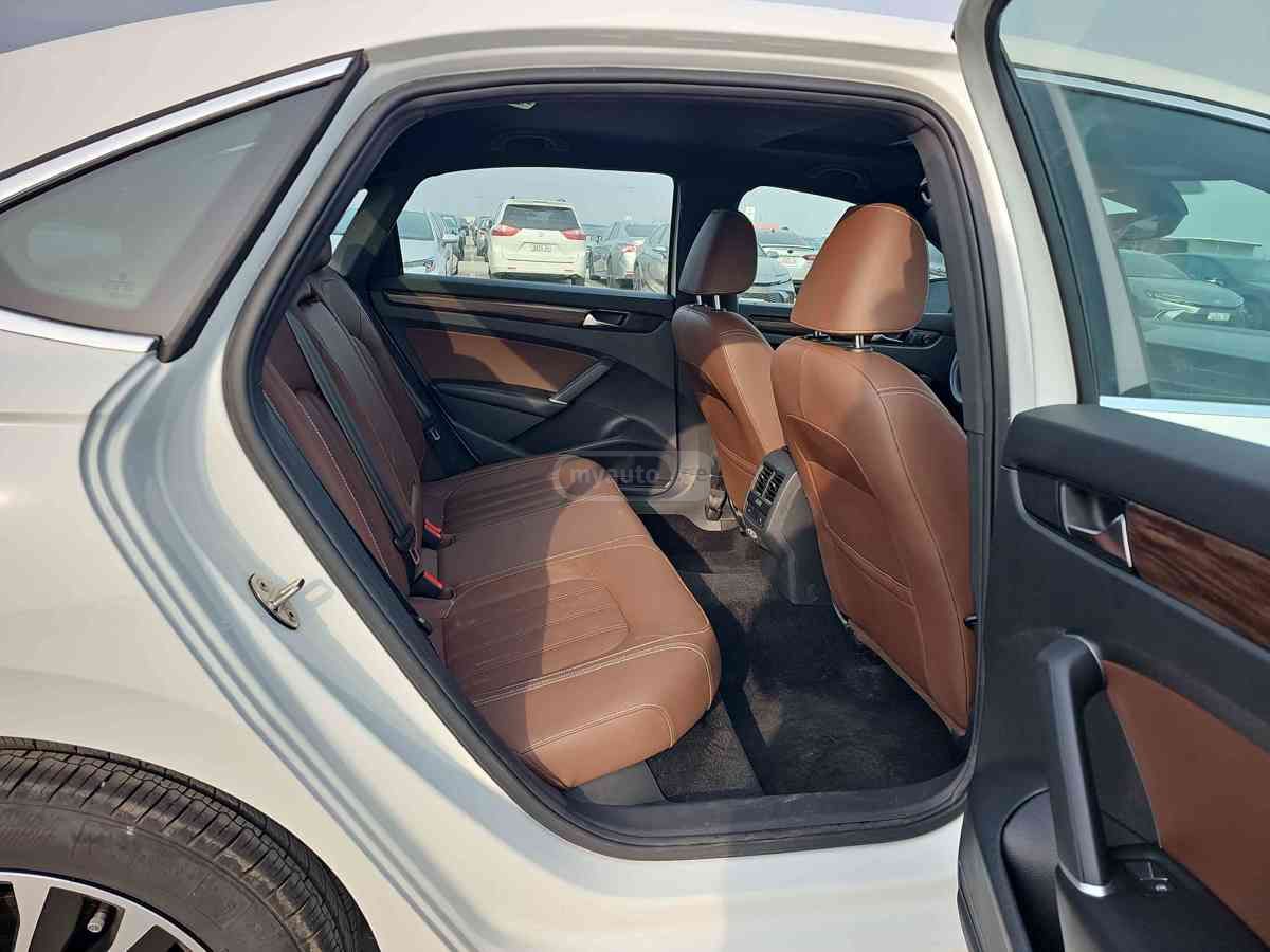 Volkswagen Volkswagen Passat — миниатюра 7