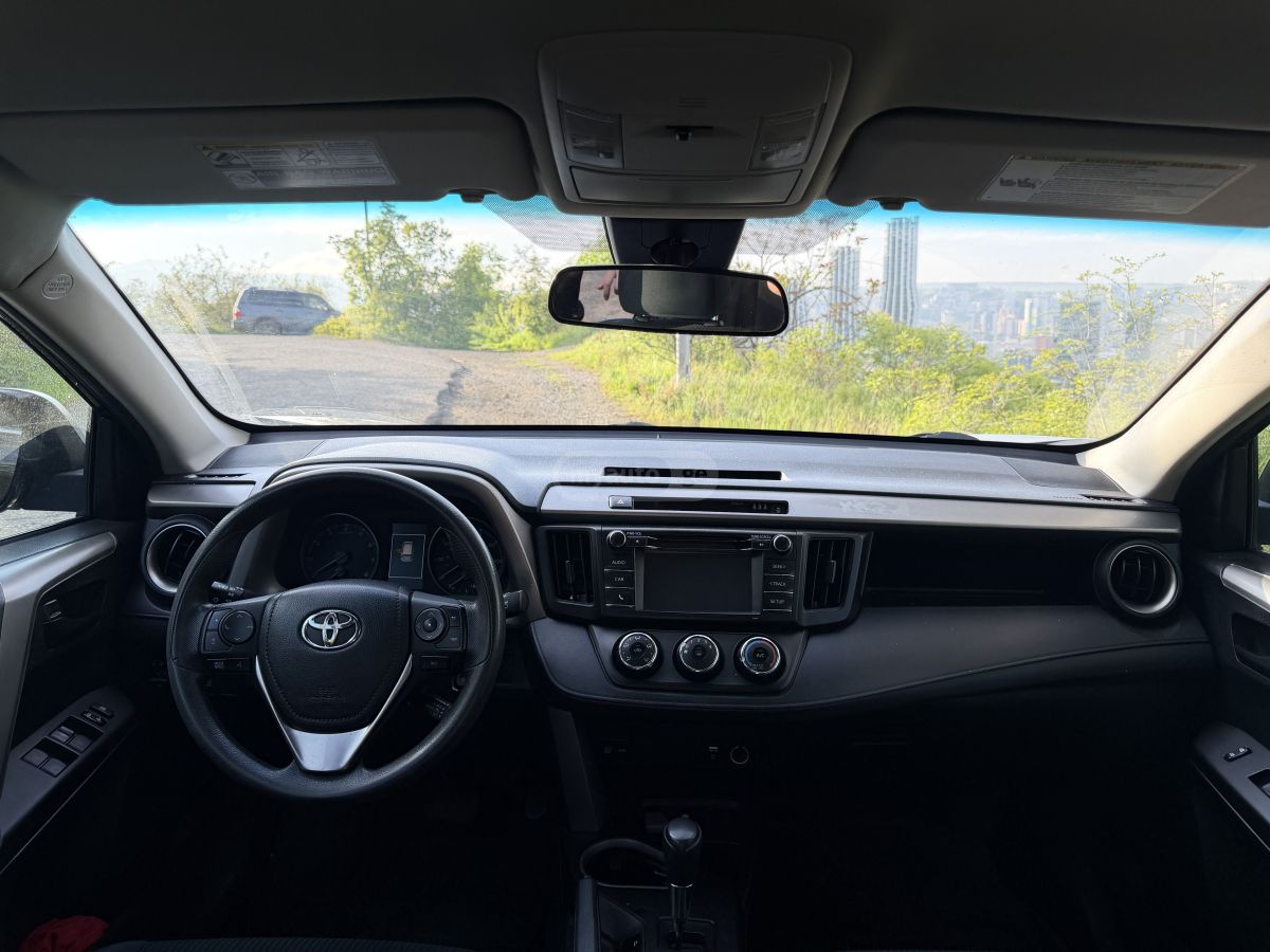 Toyota Rav 4 - фото 3