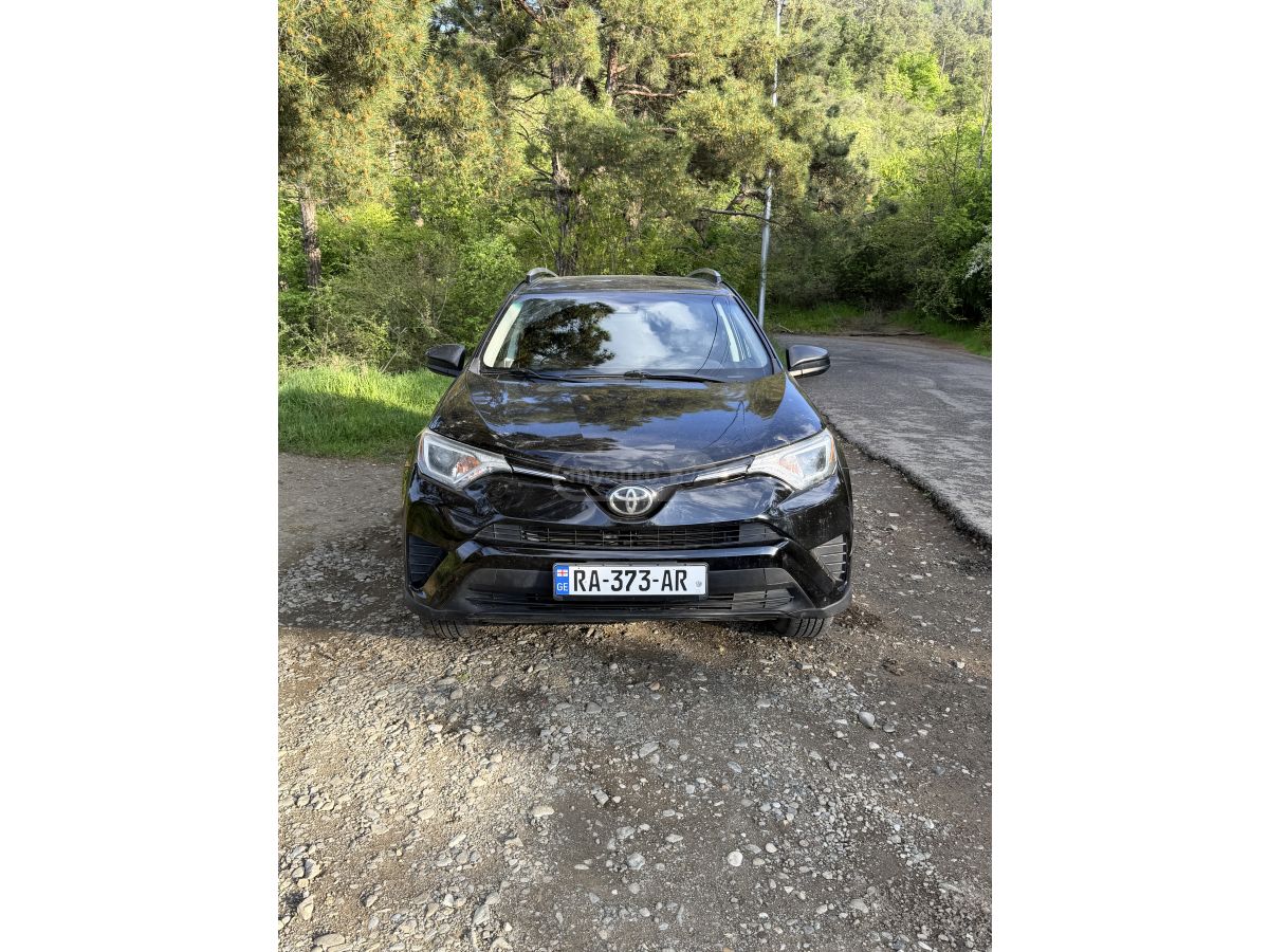 Toyota Rav 4 - фото 7