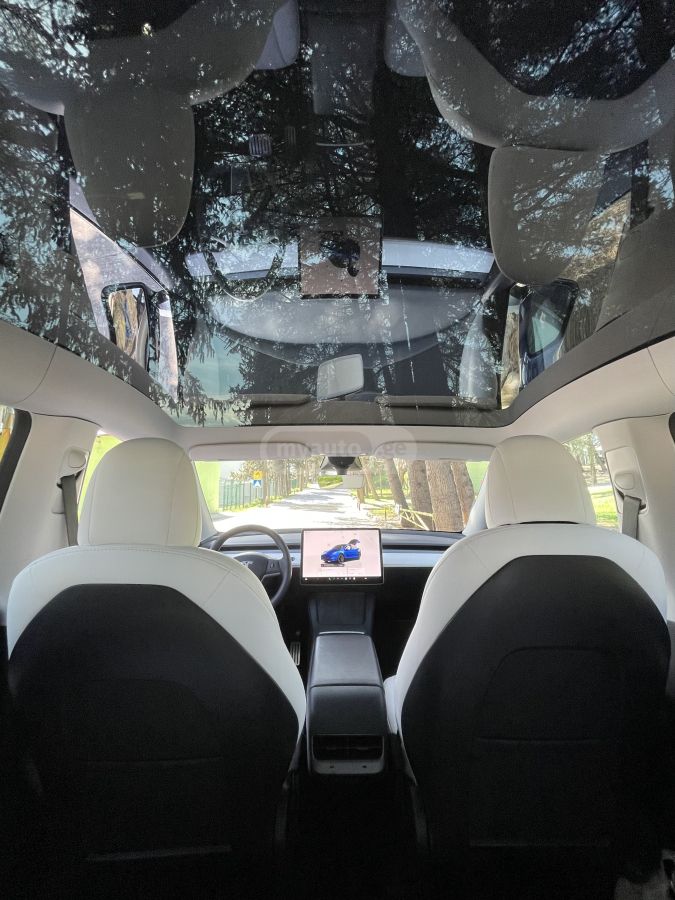 Tesla Model Y - фото 6