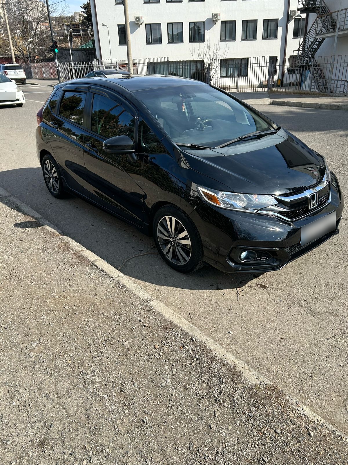 Honda FIT - фото 1